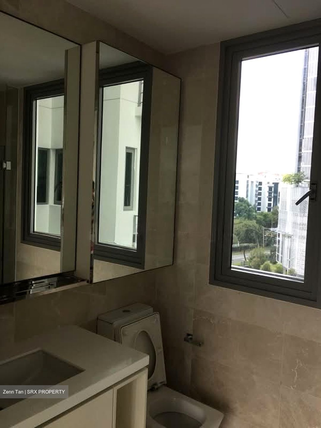 Kingsford . Hillview Peak (D23), Condominium #604385261